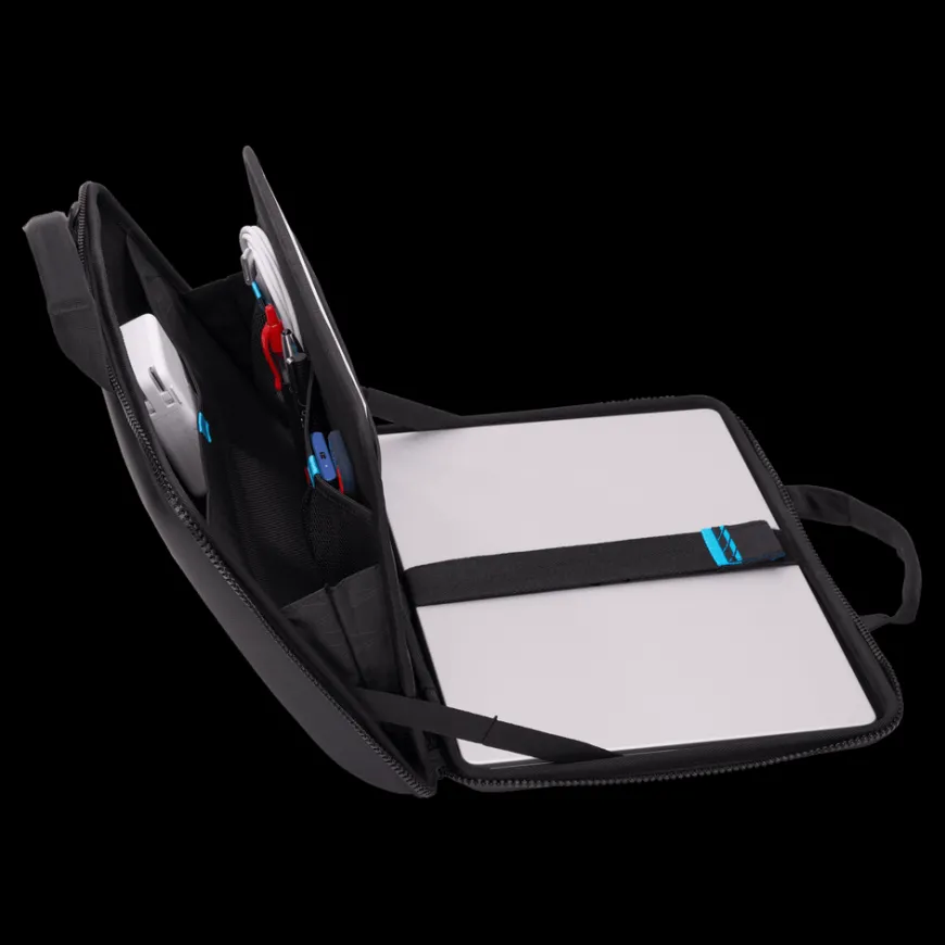 Thule Gauntlet